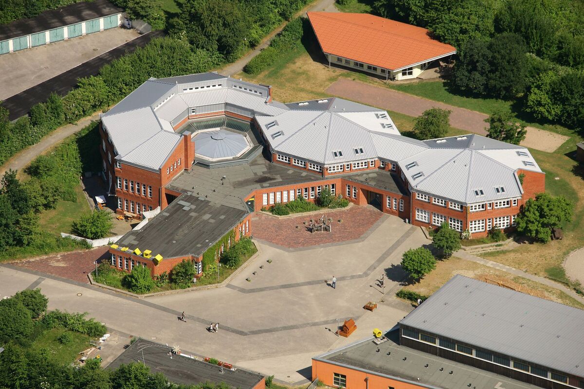 /assets/images/0/Strakerjahn-Schule_Luebeck-41vxcvxbjagy4mz.jpg