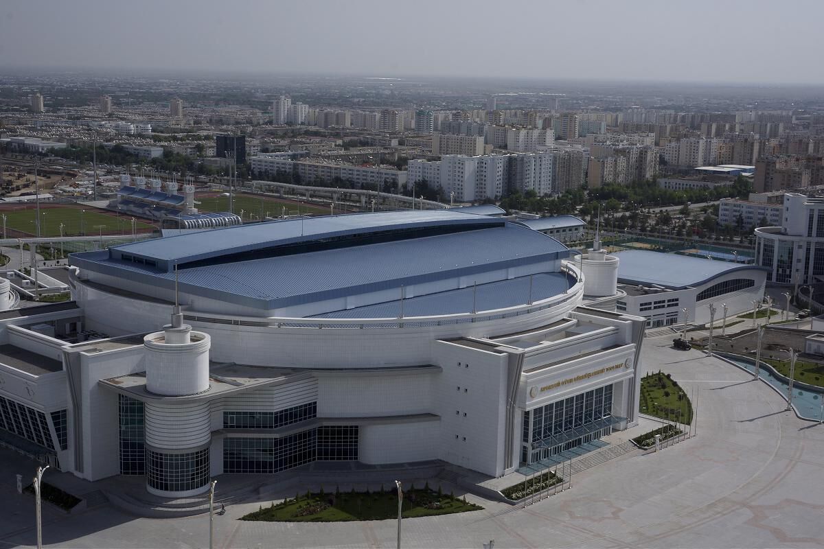 /assets/images/2/Olympic_Village_1-m978he27qs58a9g.jpg