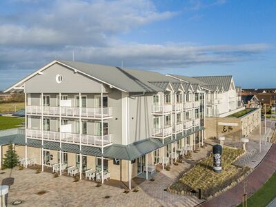 /assets/images/6/Lister_Markt_Sylt_Easy-Living-Hotel-List-2_bear-682e2f0d.jpg