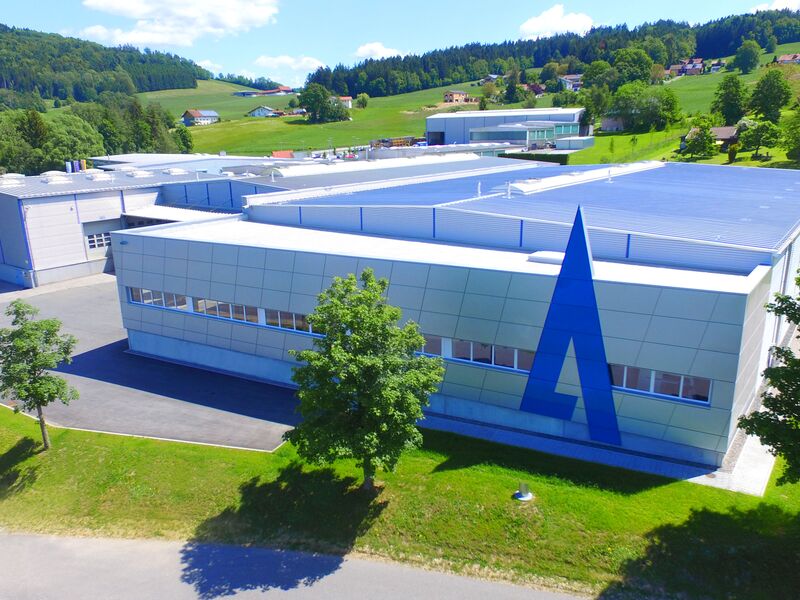 /assets/images/7/ZF_HausImWald-hvxbybm4a6ykc05.jpg
