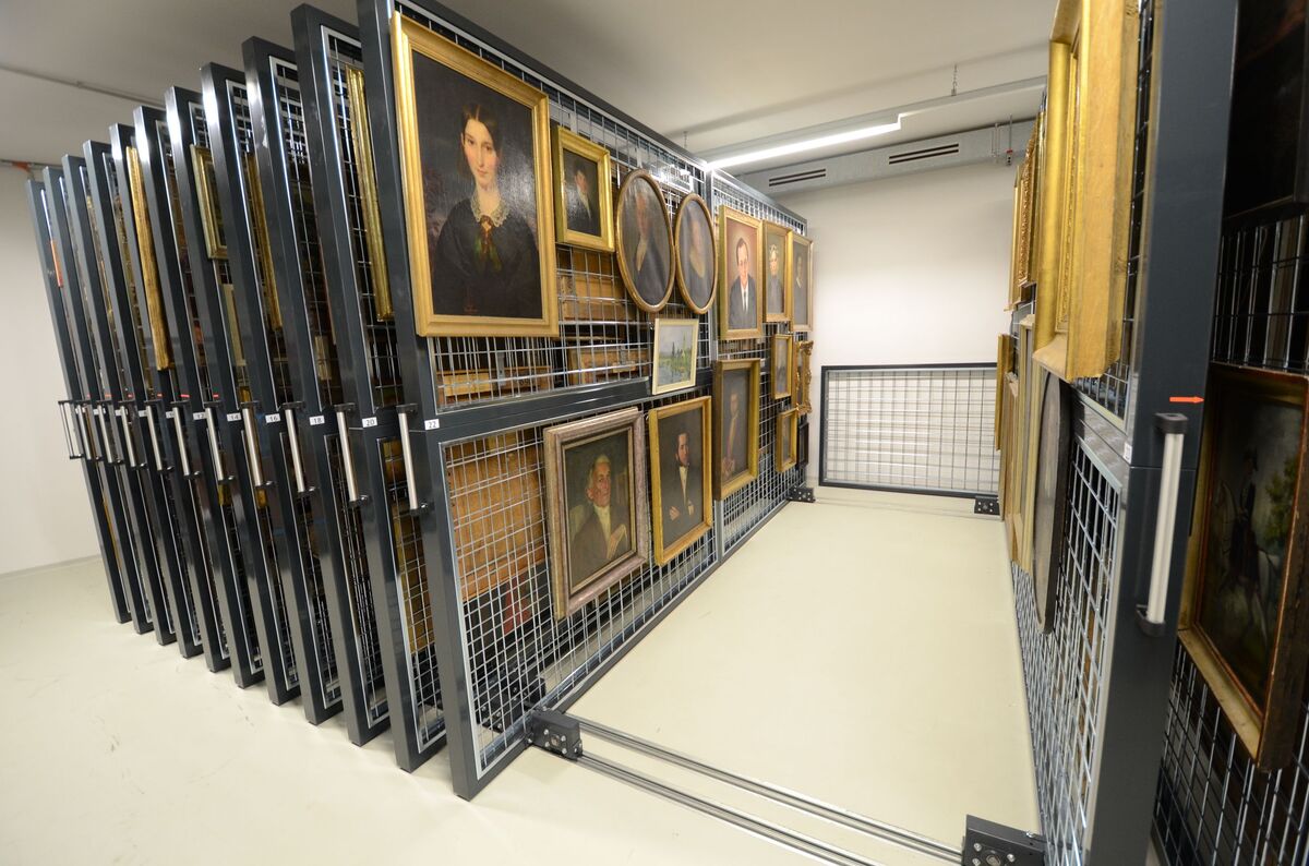/assets/images/a/Stadtarchiv_Stuttgart_Detail6-93t4wcnjd866m50.jpg