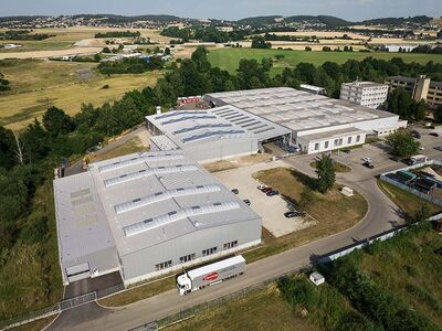 /assets/images/a/ZT_Budweis-8zjq4v6f7z0dc9c.jpg