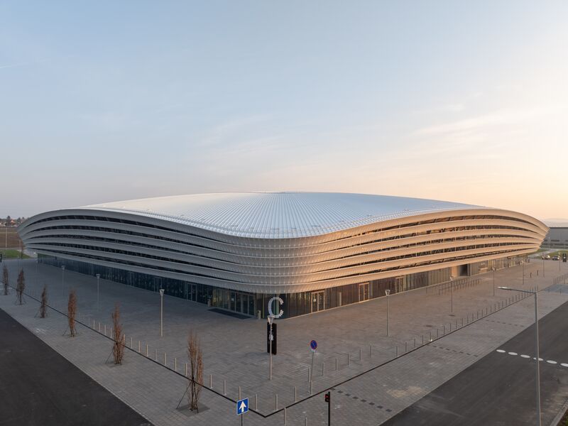 /assets/images/e/Alba-aerial-15-cx56y6ackgbd2x4.jpg