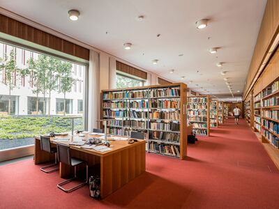 /assets/images/j/Campus_Westend_8_bear-bntpxz0d3m640xd.jpg