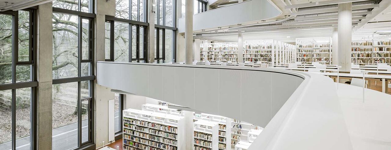 /assets/images/k/Uni_Marburg_1_180307028_short-cnybc537pvnx65z.jpg