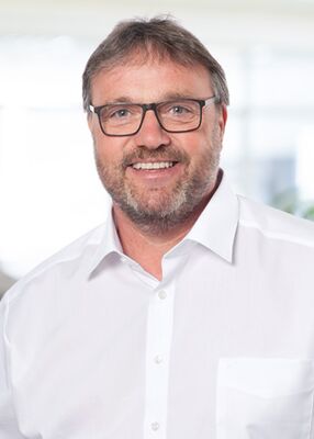 /assets/images/m/Bild_Bogner-Helmut_286x400px-zefgrh2nw3mh0dr.jpg