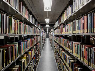 /assets/images/s/Uni_Freiburg_UB0512_bear-jrrb7d9rc49d5bp.jpg