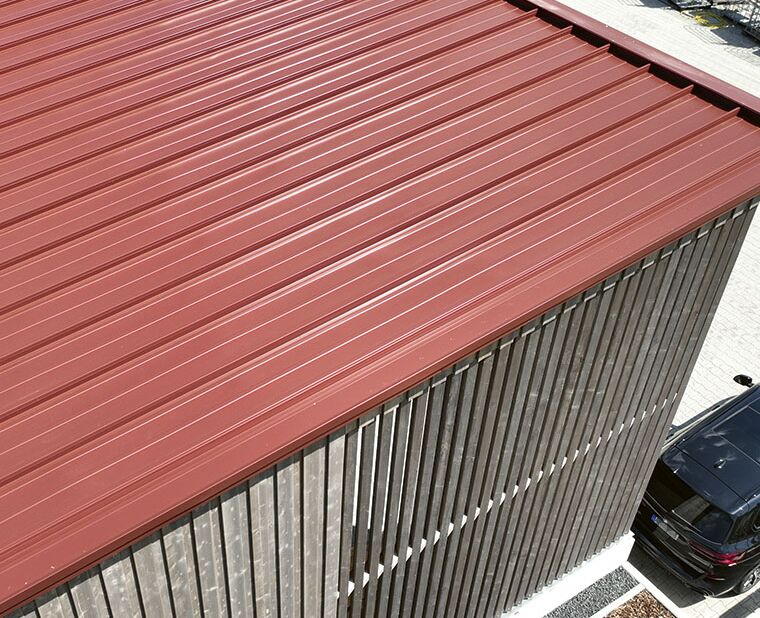 /assets/images/v/RIB-ROOF-Ortgangabschluss-4fp7vs4nbfjj5gm.jpg