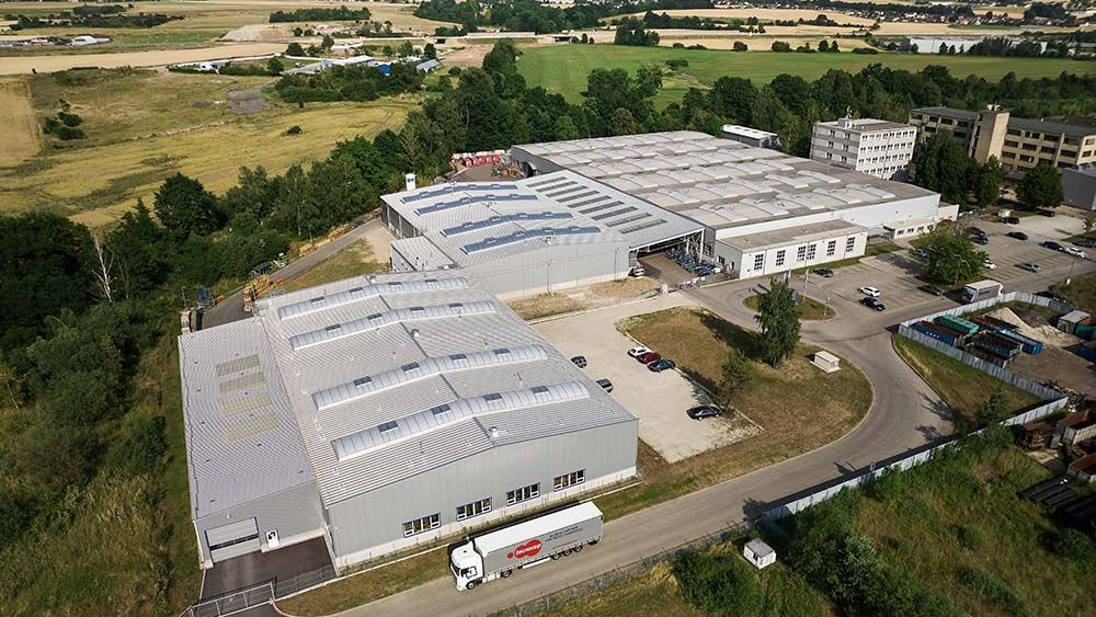/assets/images/v/ZT_Budweis-57wf1x31mhq1cnt.jpg
