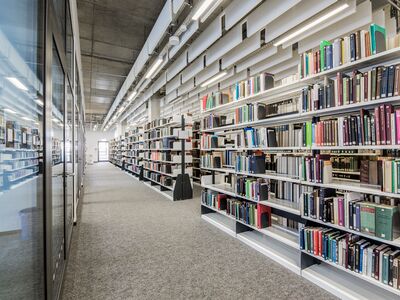 /assets/images/y/Uni_Bielefeld_IMG_2470_bear-kzxetebpbqetjqf.jpg