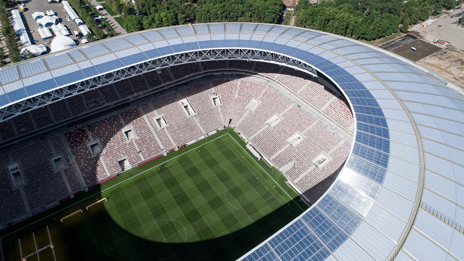 Luzhniki Stadion Moskau Zambelli RIB-ROOF Evolution Metalldach